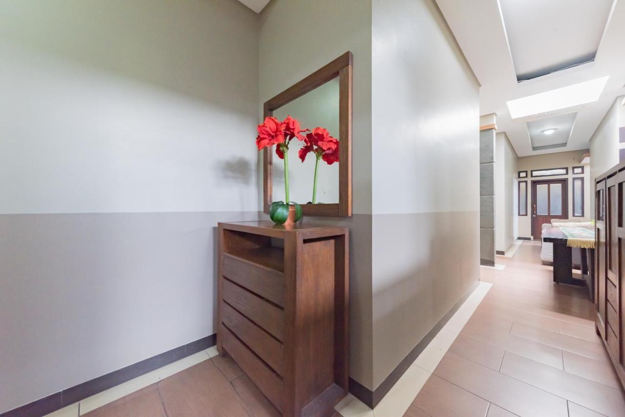 Reddoorz Syariah Near Politeknik Negeri Bandung Campus Hotel Cimahi ภายนอก รูปภาพ