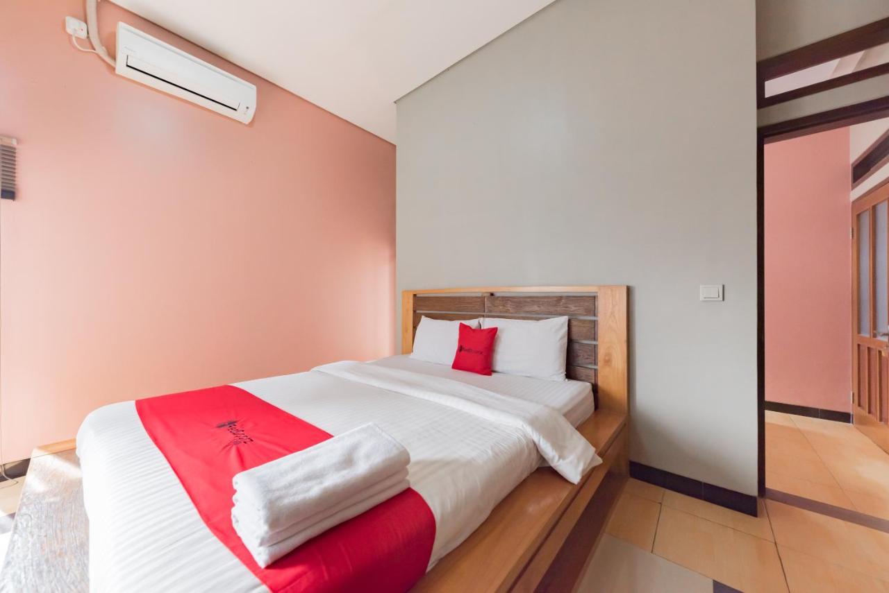 Reddoorz Syariah Near Politeknik Negeri Bandung Campus Hotel Cimahi ภายนอก รูปภาพ